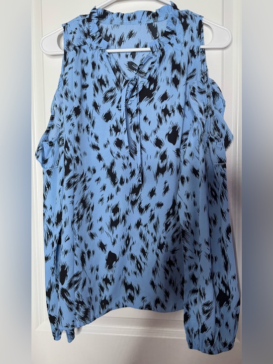 Tops - Blue & Black Printed Sleeveless Tie-Neck Top cold shoulder vibrant size large
